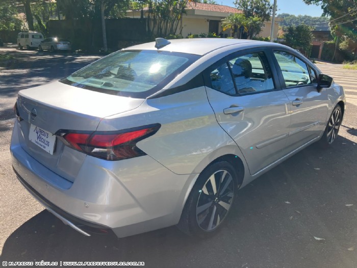 Nissan VERSA EXCLUSIVE AUTOM�TICO 2021/2022